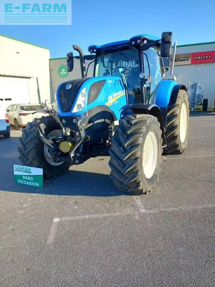 New Holland t7.225 - Τρακτέρ: φωτογραφία 1 New Holland t7.225 - Τρακτέρ: φωτογραφία 1