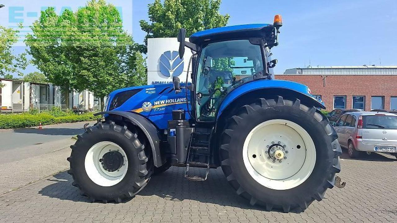 New Holland t7.230 ac mit plm-vorbereitung - Τρακτέρ: φωτογραφία 3 New Holland t7.230 ac mit plm-vorbereitung - Τρακτέρ: φωτογραφία 3