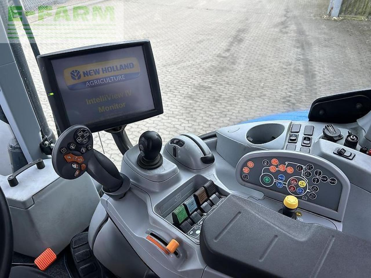 New Holland t7.230 - Τρακτέρ: φωτογραφία 3 New Holland t7.230 - Τρακτέρ: φωτογραφία 3