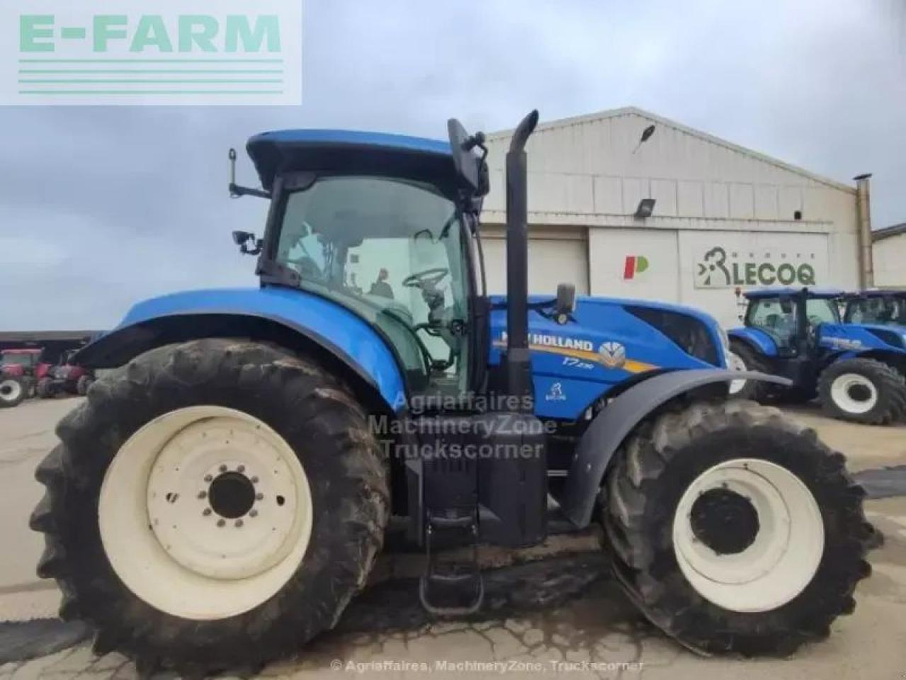New Holland t7 230 - Τρακτέρ: φωτογραφία 3 New Holland t7 230 - Τρακτέρ: φωτογραφία 3