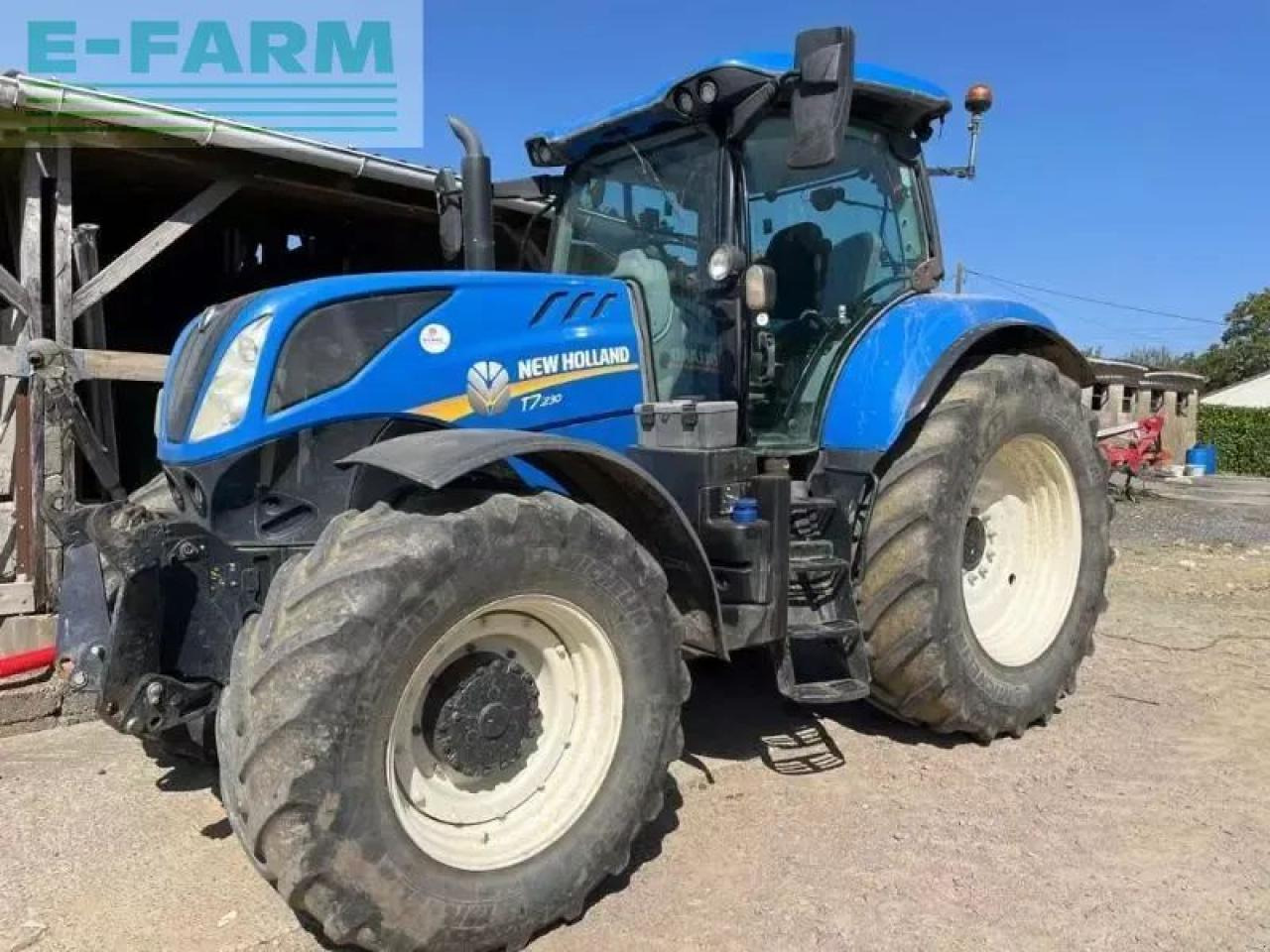 New Holland t7-230pc - Τρακτέρ: φωτογραφία 4 New Holland t7-230pc - Τρακτέρ: φωτογραφία 4