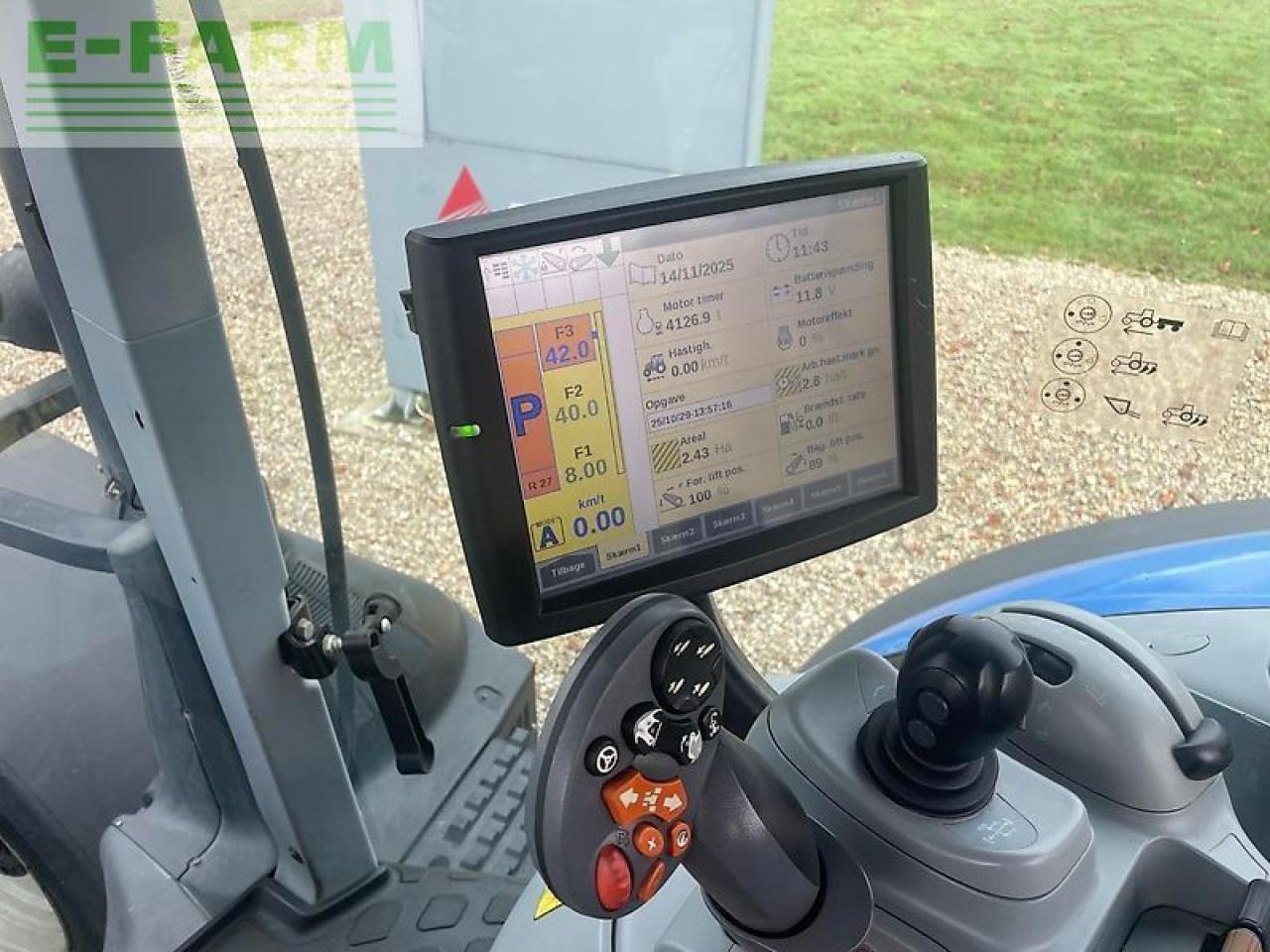 New Holland t7.290 ac - Τρακτέρ: φωτογραφία 3 New Holland t7.290 ac - Τρακτέρ: φωτογραφία 3