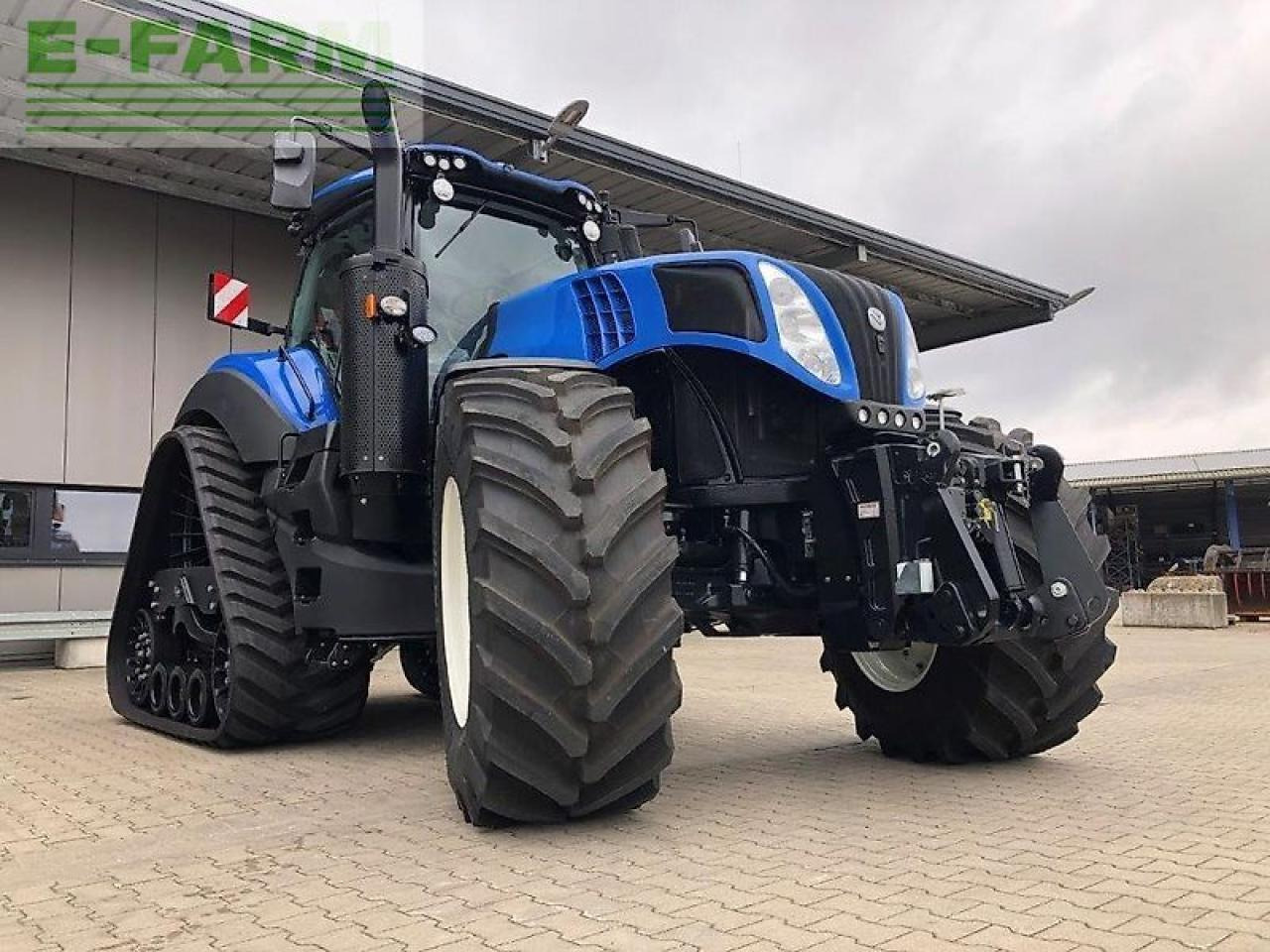 New Holland t8.410 plmi ultracommand track - Τρακτέρ: φωτογραφία 2 New Holland t8.410 plmi ultracommand track - Τρακτέρ: φωτογραφία 2