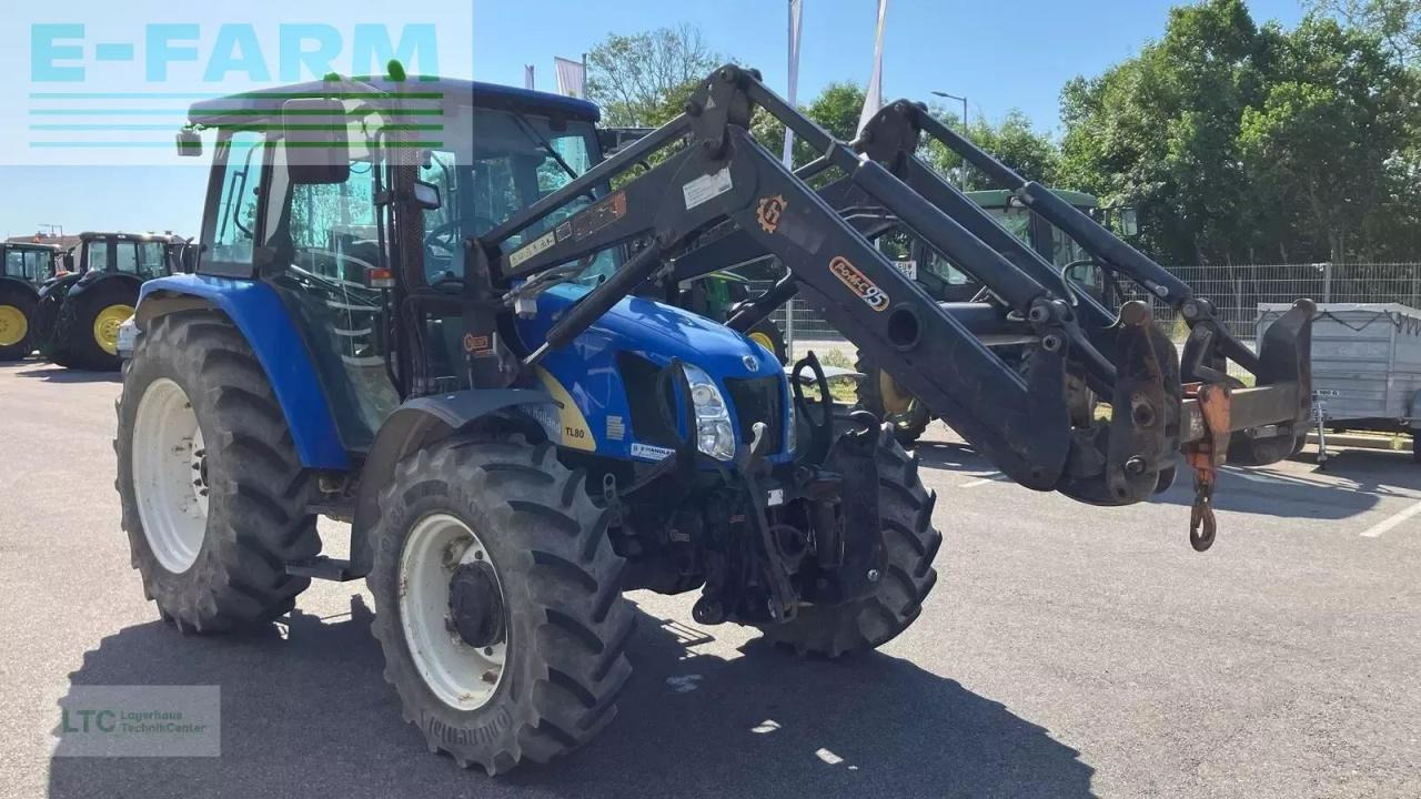 New Holland tl 80 - Τρακτέρ: φωτογραφία 2 New Holland tl 80 - Τρακτέρ: φωτογραφία 2