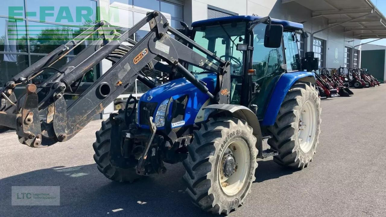 New Holland tl 80 - Τρακτέρ: φωτογραφία 1 New Holland tl 80 - Τρακτέρ: φωτογραφία 1