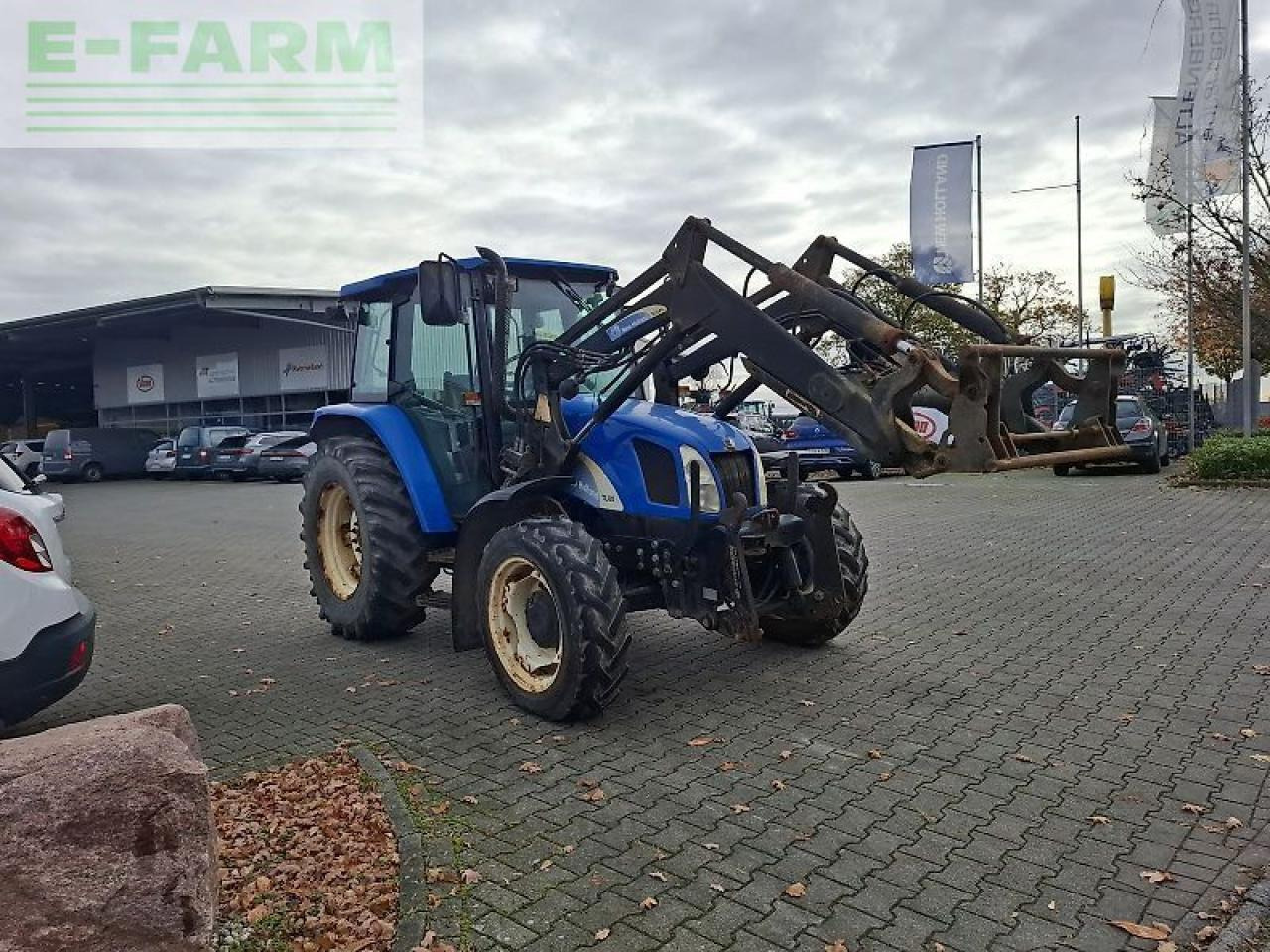 New Holland tla 80 - Τρακτέρ: φωτογραφία 4 New Holland tla 80 - Τρακτέρ: φωτογραφία 4
