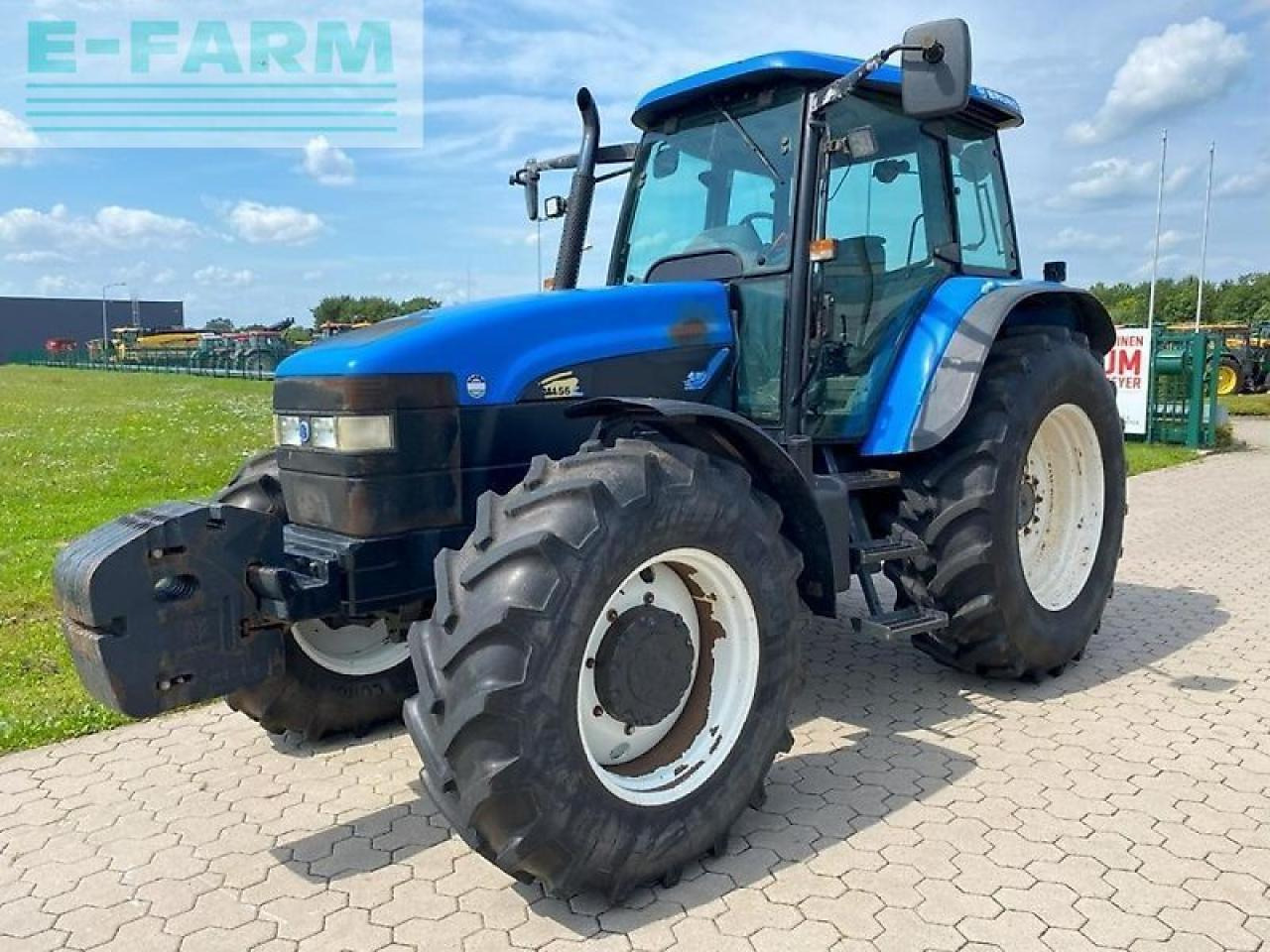 New Holland tm 155 - Τρακτέρ: φωτογραφία 1 New Holland tm 155 - Τρακτέρ: φωτογραφία 1