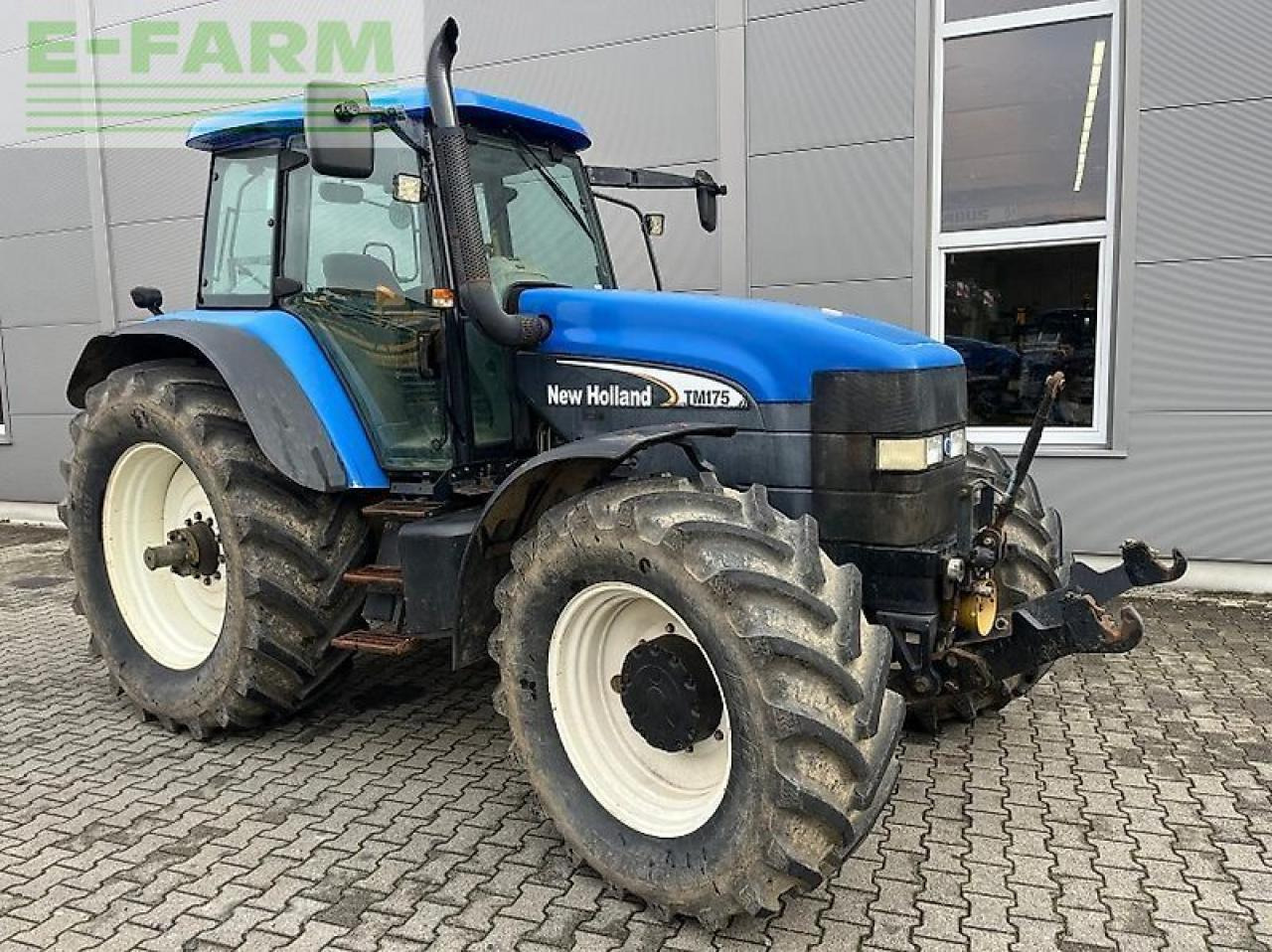 New Holland tm 175 - Τρακτέρ: φωτογραφία 1 New Holland tm 175 - Τρακτέρ: φωτογραφία 1