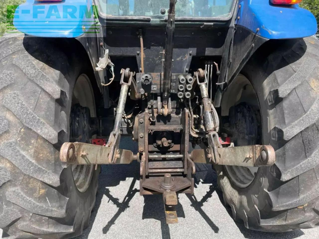 New Holland tracteur agricole td85d new holland D - Τρακτέρ: φωτογραφία 4 New Holland tracteur agricole td85d new holland D - Τρακτέρ: φωτογραφία 4