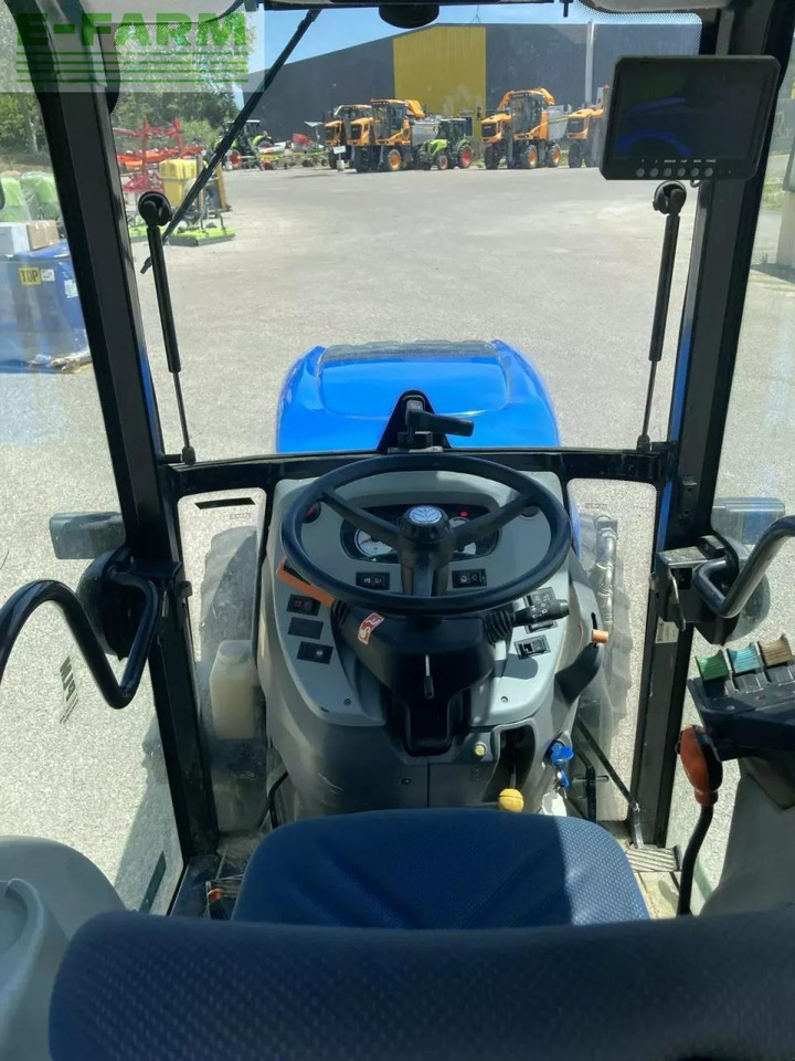New Holland tracteur - Τρακτέρ: φωτογραφία 5 New Holland tracteur - Τρακτέρ: φωτογραφία 5