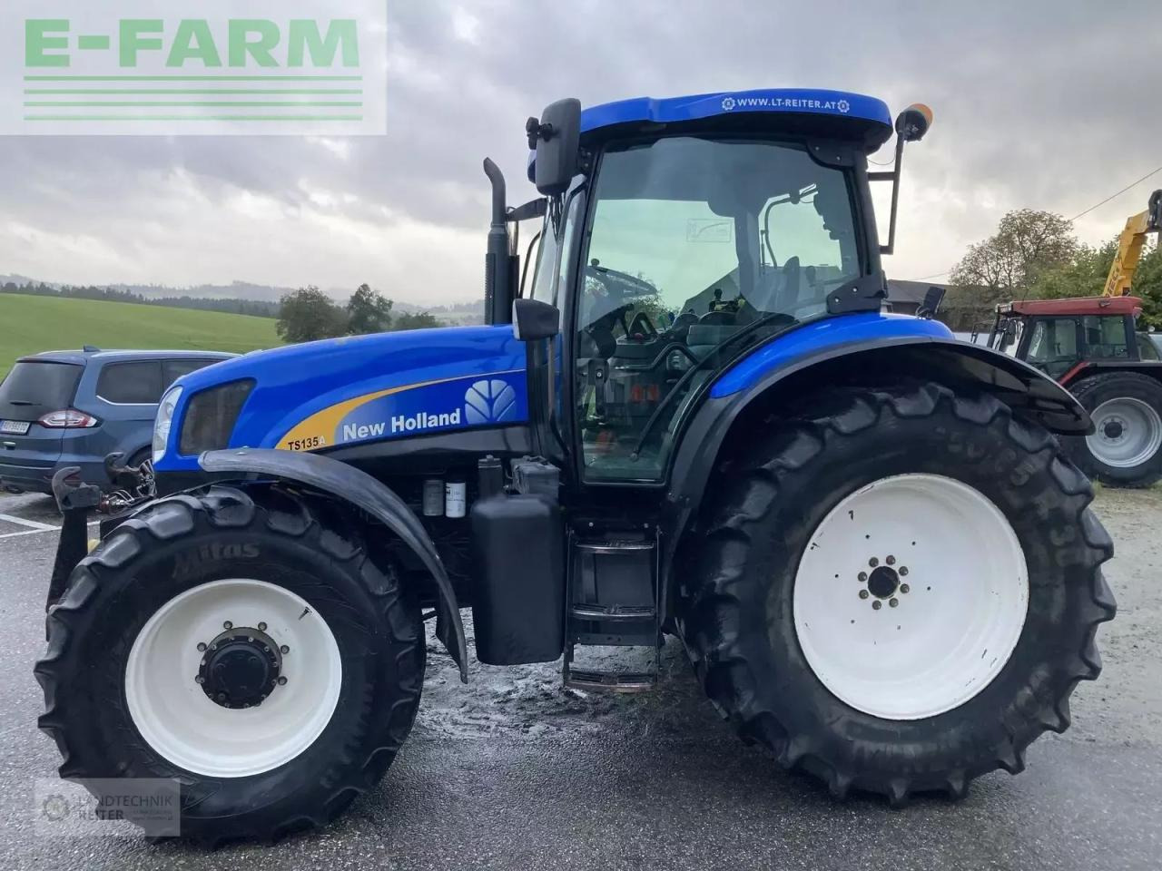 New Holland ts 135 - Τρακτέρ: φωτογραφία 2 New Holland ts 135 - Τρακτέρ: φωτογραφία 2