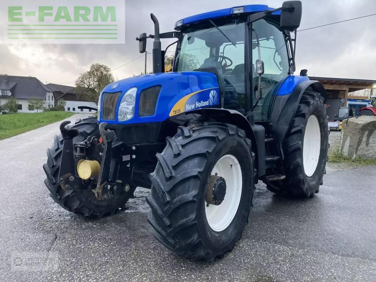 New Holland ts 135 - Τρακτέρ: φωτογραφία 3 New Holland ts 135 - Τρακτέρ: φωτογραφία 3