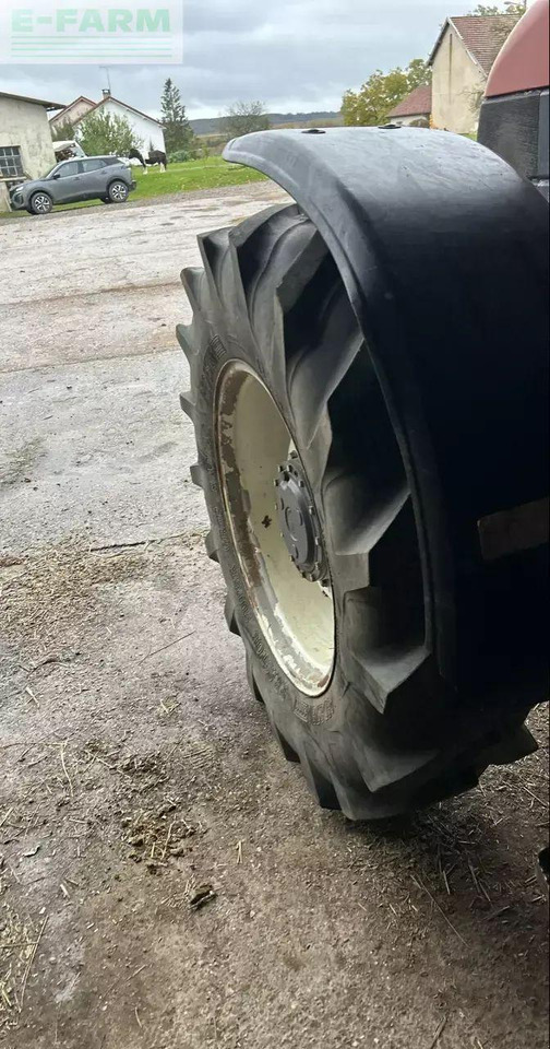 New Holland ts110 - Τρακτέρ: φωτογραφία 5 New Holland ts110 - Τρακτέρ: φωτογραφία 5