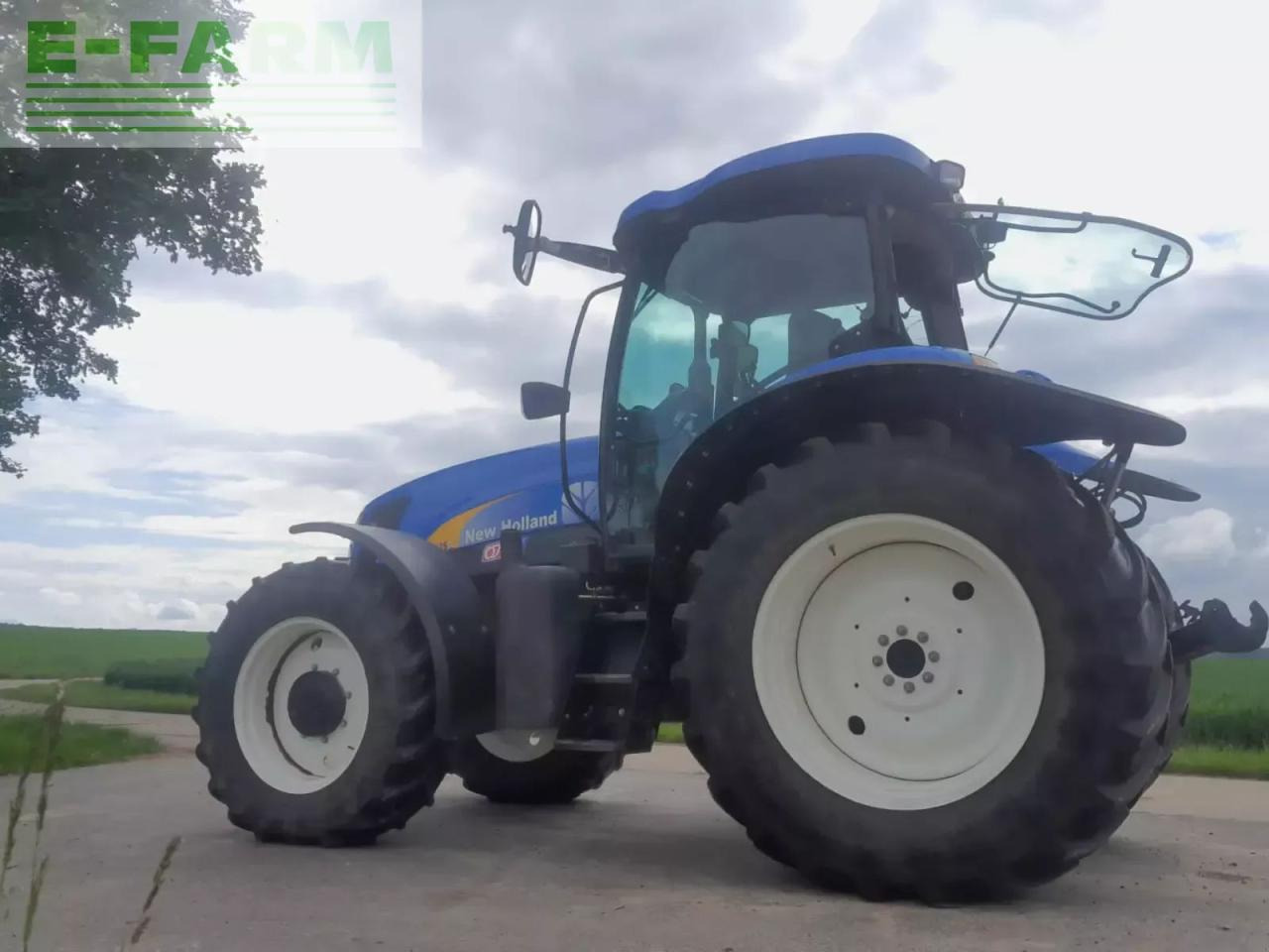 New Holland tsa 125 - Τρακτέρ: φωτογραφία 2 New Holland tsa 125 - Τρακτέρ: φωτογραφία 2
