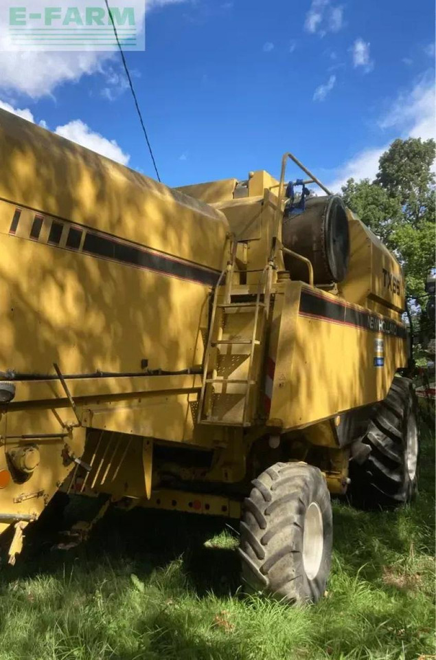 New Holland tx66 sl - Θεριζοαλωνιστική μηχανή: φωτογραφία 3 New Holland tx66 sl - Θεριζοαλωνιστική μηχανή: φωτογραφία 3