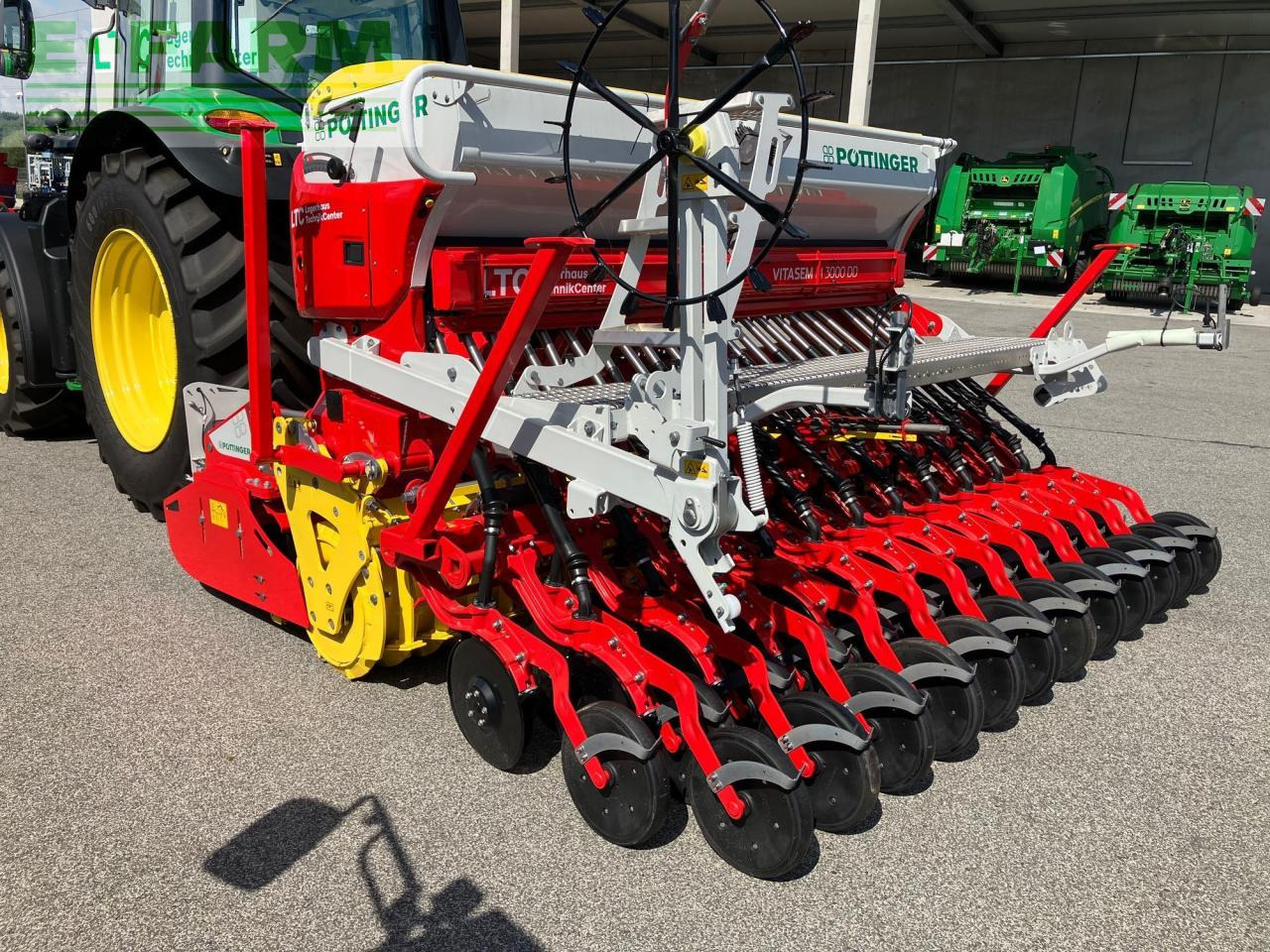 Pöttinger LION 3040 + VITASEM M 3000 ADD - Σπαρτική με σβάρνα: φωτογραφία 5 Pöttinger LION 3040 + VITASEM M 3000 ADD - Σπαρτική με σβάρνα: φωτογραφία 5