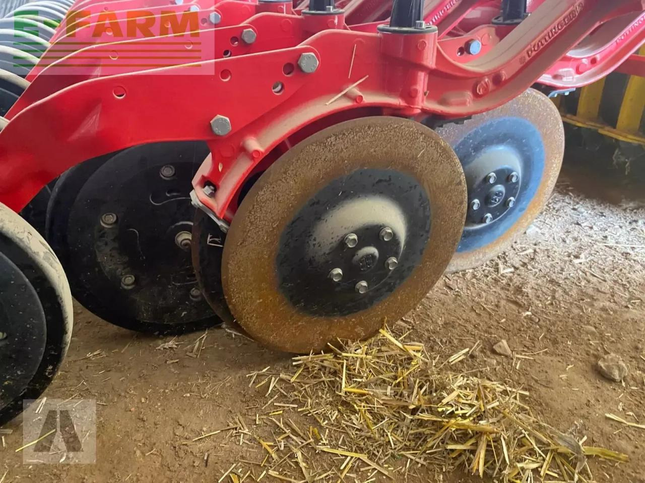 Pöttinger lion 503c + aerosem 5002 fdd - Σπαρτική με σβάρνα: φωτογραφία 3 Pöttinger lion 503c + aerosem 5002 fdd - Σπαρτική με σβάρνα: φωτογραφία 3