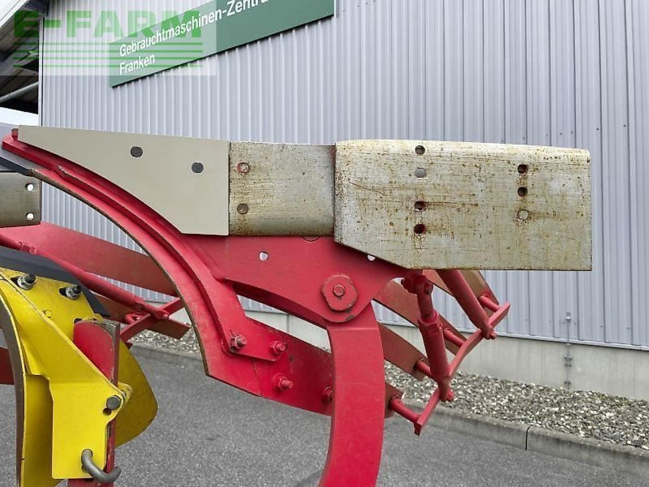 Άροτρο Pöttinger servo 3000 plus nova 4-scharig: φωτογραφία 7 Άροτρο Pöttinger servo 3000 plus nova 4-scharig: φωτογραφία 7