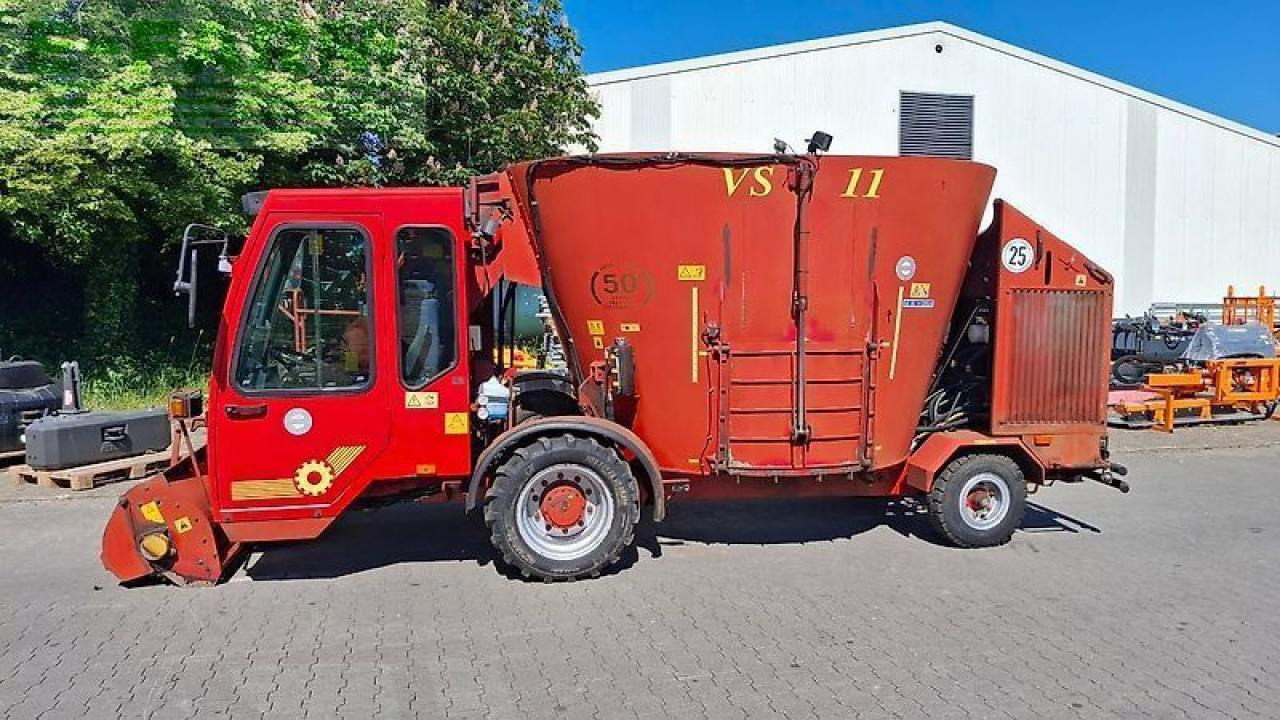 R.M.H. vs 11 - Μηχανηματα κτηνοτροφιασ: φωτογραφία 1 R.M.H. vs 11 - Μηχανηματα κτηνοτροφιασ: φωτογραφία 1