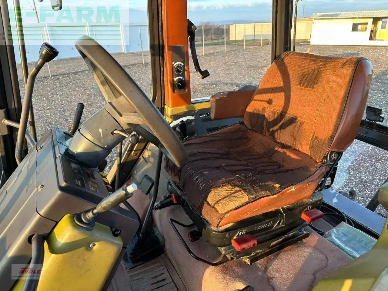 Τρακτέρ Renault 103.14 (r 7822-a-s): φωτογραφία 13