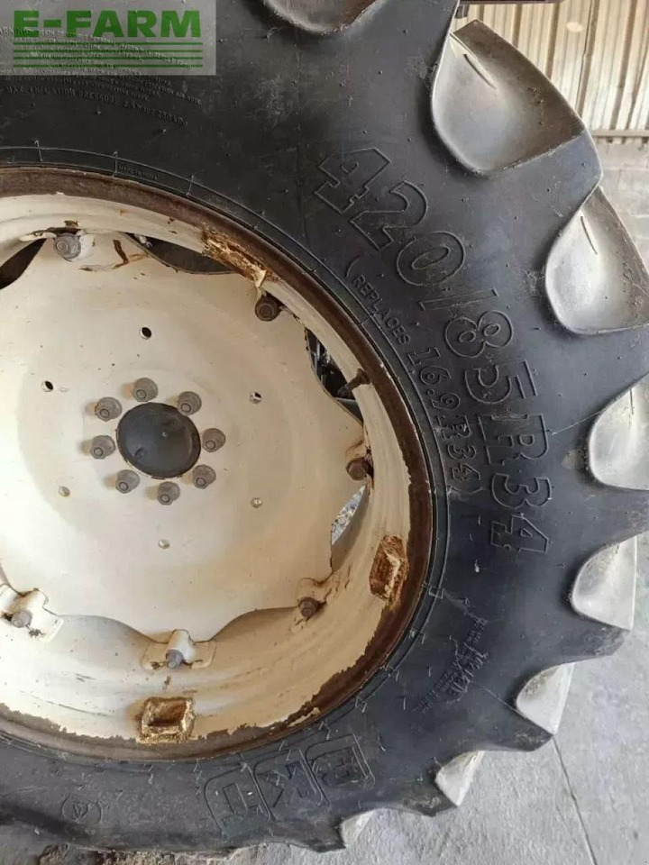 Τρακτέρ Renault celtis 446 ra: φωτογραφία 10