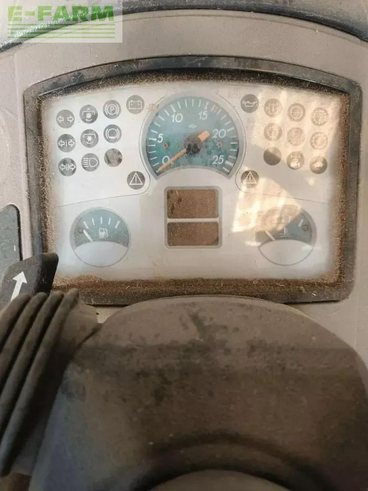 Τρακτέρ Renault celtis 446 ra: φωτογραφία 8