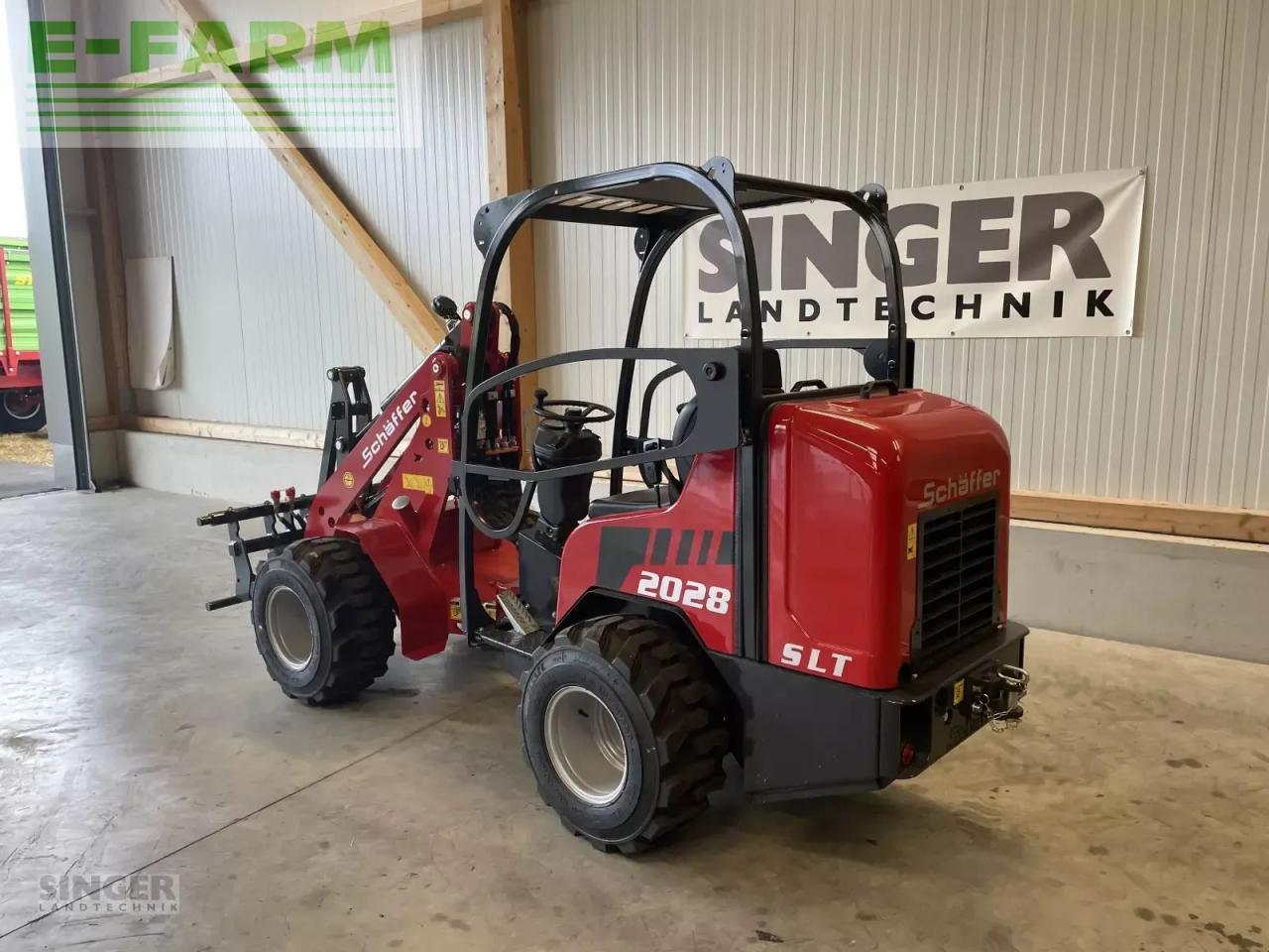 Schäffer 2028 slt - Ελαστιχοφόρος φορτωτής: φωτογραφία 2 Schäffer 2028 slt - Ελαστιχοφόρος φορτωτής: φωτογραφία 2