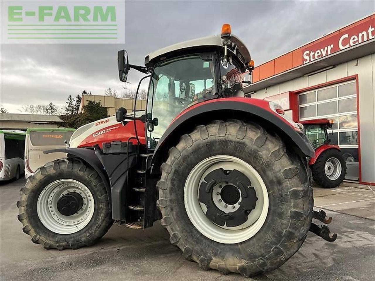 Steyr 6300 terrus cvt CVT - Τρακτέρ: φωτογραφία 5 Steyr 6300 terrus cvt CVT - Τρακτέρ: φωτογραφία 5