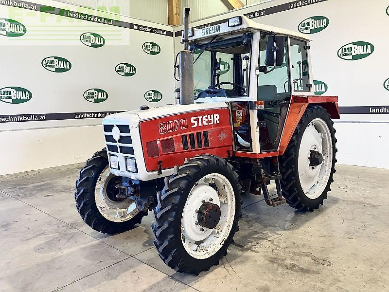 Steyr 8070 a sk 2 (kk) - Τρακτέρ: φωτογραφία 1 Steyr 8070 a sk 2 (kk) - Τρακτέρ: φωτογραφία 1