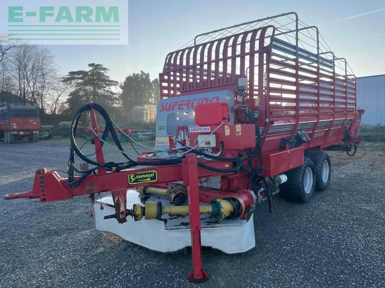 Supertino autochargeuse ca702s . supertino - Μηχανήματα ενσίρωσης: φωτογραφία 2 Supertino autochargeuse ca702s . supertino - Μηχανήματα ενσίρωσης: φωτογραφία 2