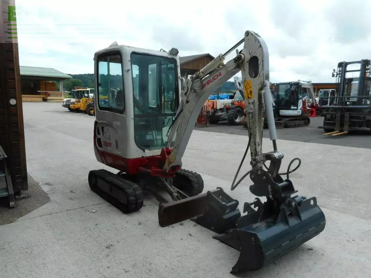 Takeuchi tb 216 ( 1.865kg ) schnellwechsler neu! löffel - Μίνι εκσκαφέας: φωτογραφία 4 Takeuchi tb 216 ( 1.865kg ) schnellwechsler neu! löffel - Μίνι εκσκαφέας: φωτογραφία 4