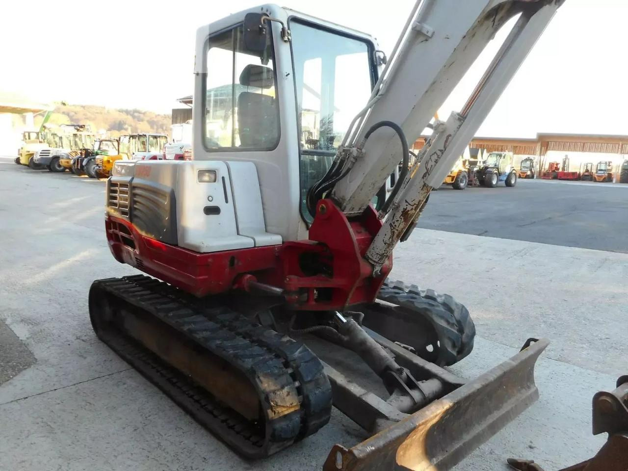 Takeuchi tb 250 mit powertilt + hydr. sw + 3 löffel - Μίνι εκσκαφέας: φωτογραφία 5 Takeuchi tb 250 mit powertilt + hydr. sw + 3 löffel - Μίνι εκσκαφέας: φωτογραφία 5