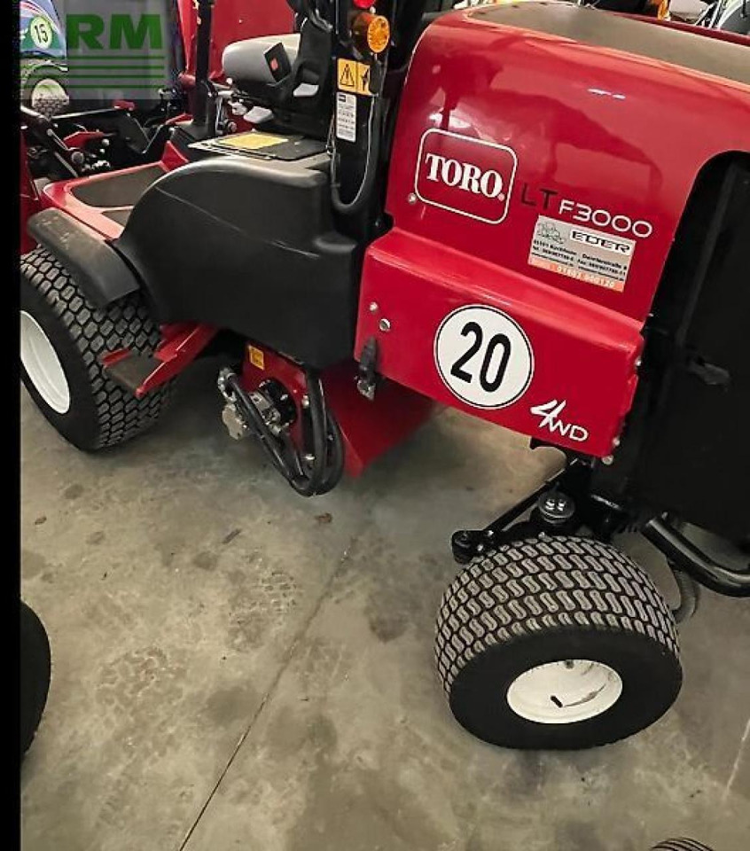 Toro lt-f 3000 - Χορτοκοπτικό: φωτογραφία 2 Toro lt-f 3000 - Χορτοκοπτικό: φωτογραφία 2