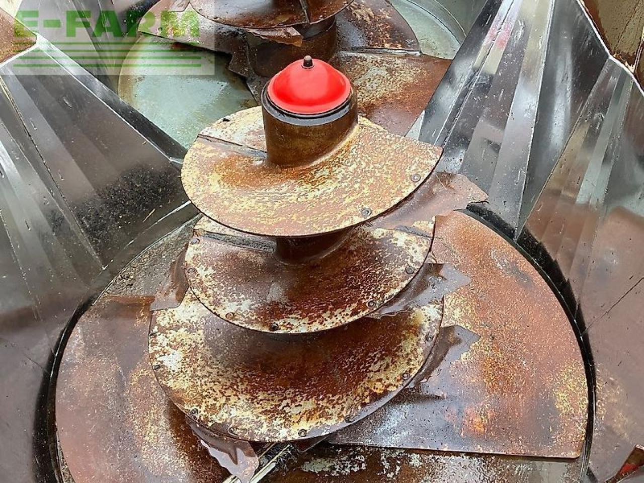 Trioliet solomix 2/2400 vlh-b - Μηχανηματα κτηνοτροφιασ: φωτογραφία 5 Trioliet solomix 2/2400 vlh-b - Μηχανηματα κτηνοτροφιασ: φωτογραφία 5