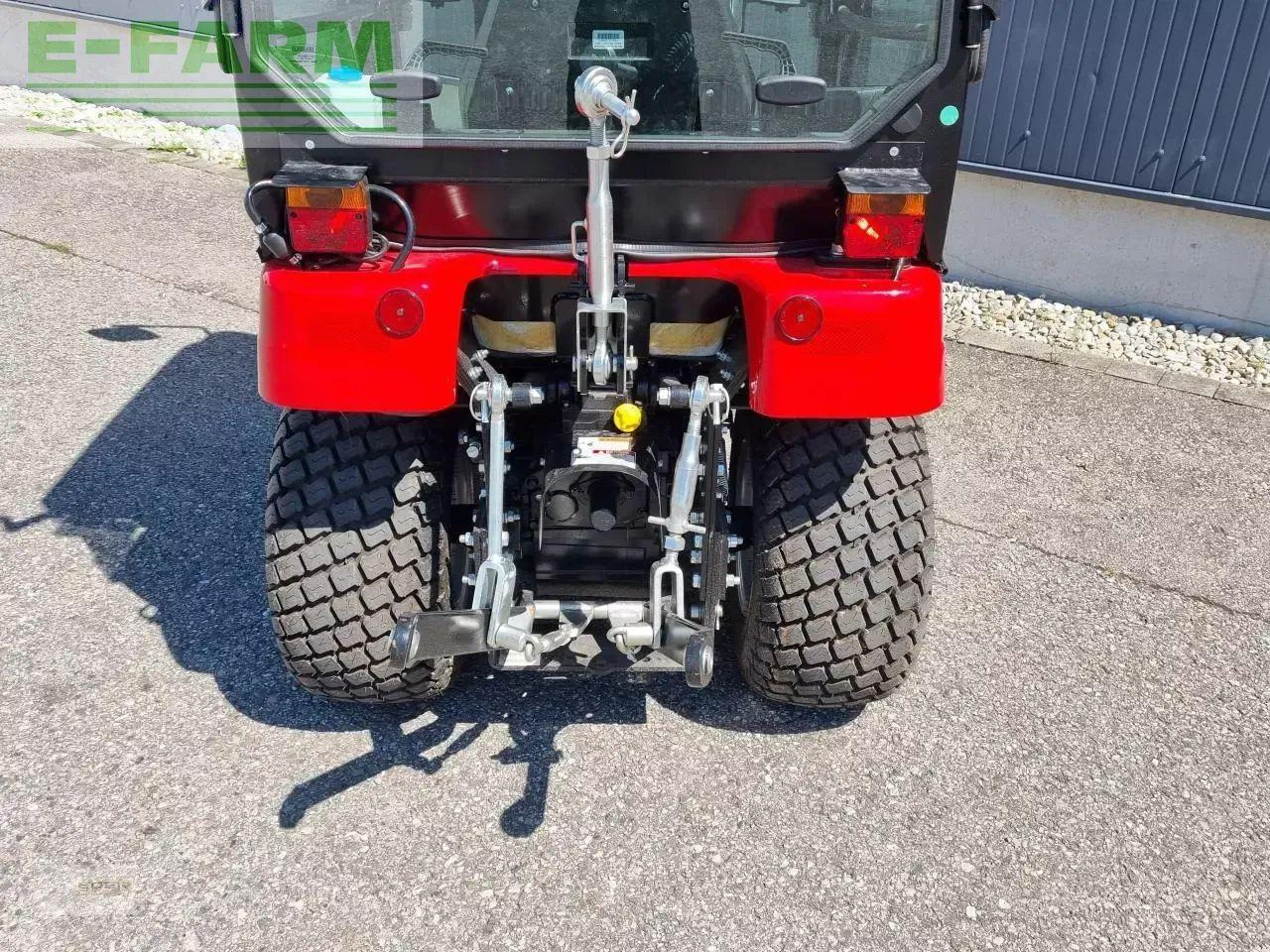 Tym t194 nh - Τρακτέρ: φωτογραφία 4 Tym t194 nh - Τρακτέρ: φωτογραφία 4