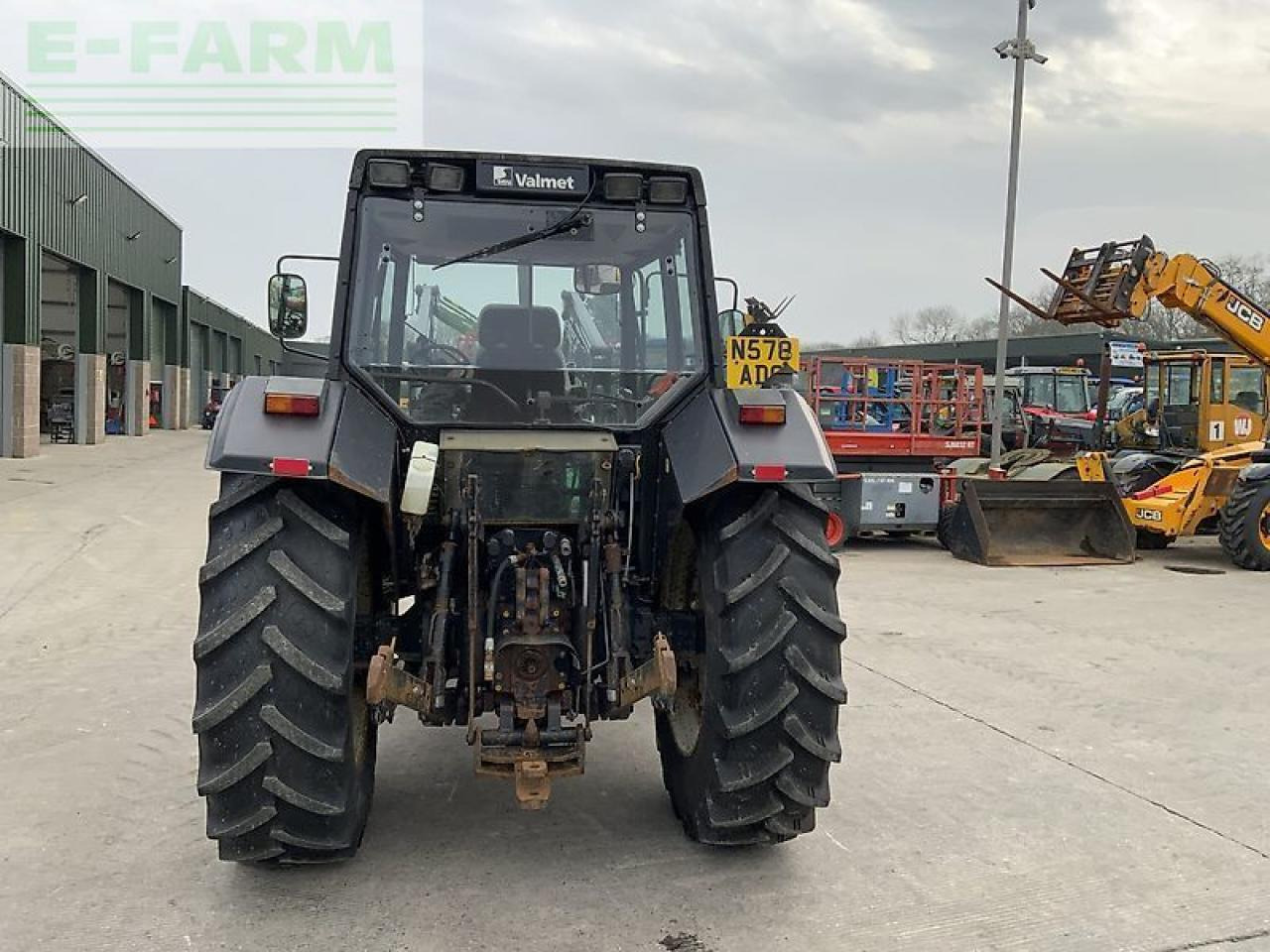 Valmet 8100 twin track reverse drive tractor - Τρακτέρ: φωτογραφία 4 Valmet 8100 twin track reverse drive tractor - Τρακτέρ: φωτογραφία 4