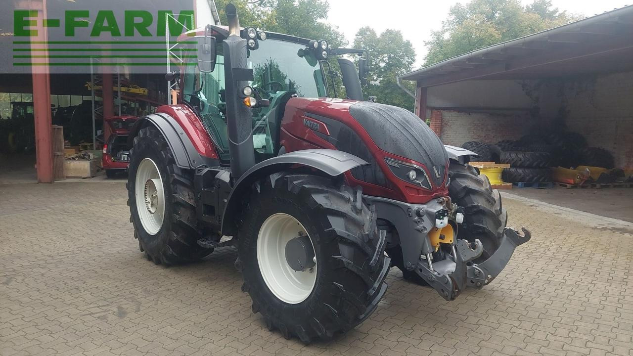 Valtra T 174 - Τρακτέρ: φωτογραφία 4 Valtra T 174 - Τρακτέρ: φωτογραφία 4