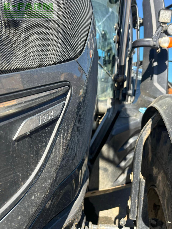 Τρακτέρ Valtra T254S: φωτογραφία 10