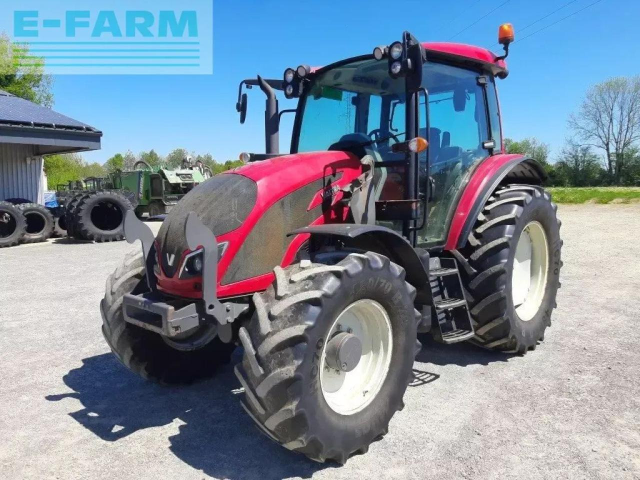 Valtra a114 - Τρακτέρ: φωτογραφία 1 Valtra a114 - Τρακτέρ: φωτογραφία 1