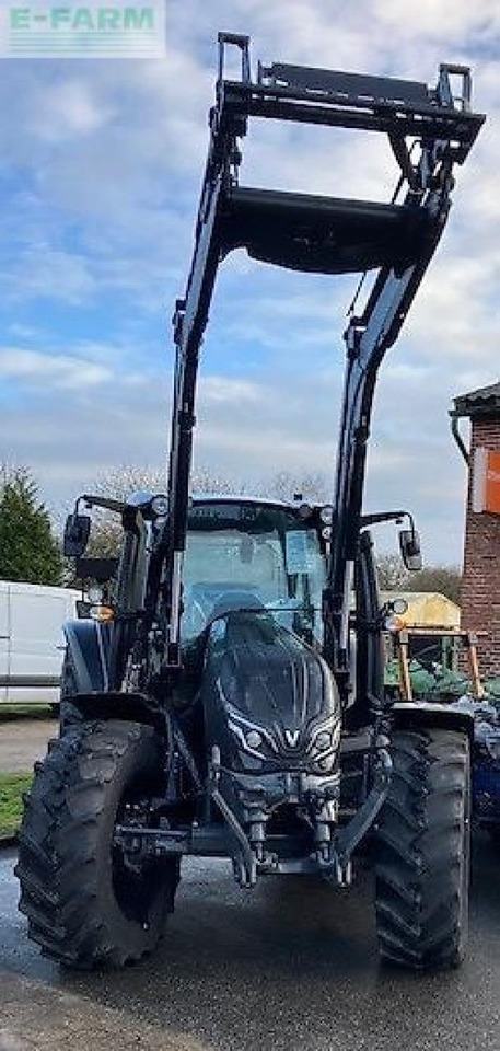 Valtra g135a - Τρακτέρ: φωτογραφία 2 Valtra g135a - Τρακτέρ: φωτογραφία 2