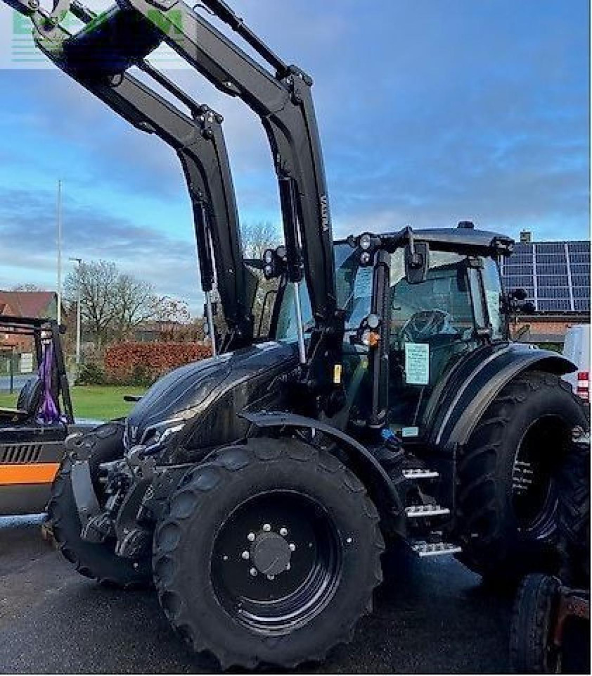 Valtra g135a - Τρακτέρ: φωτογραφία 1 Valtra g135a - Τρακτέρ: φωτογραφία 1