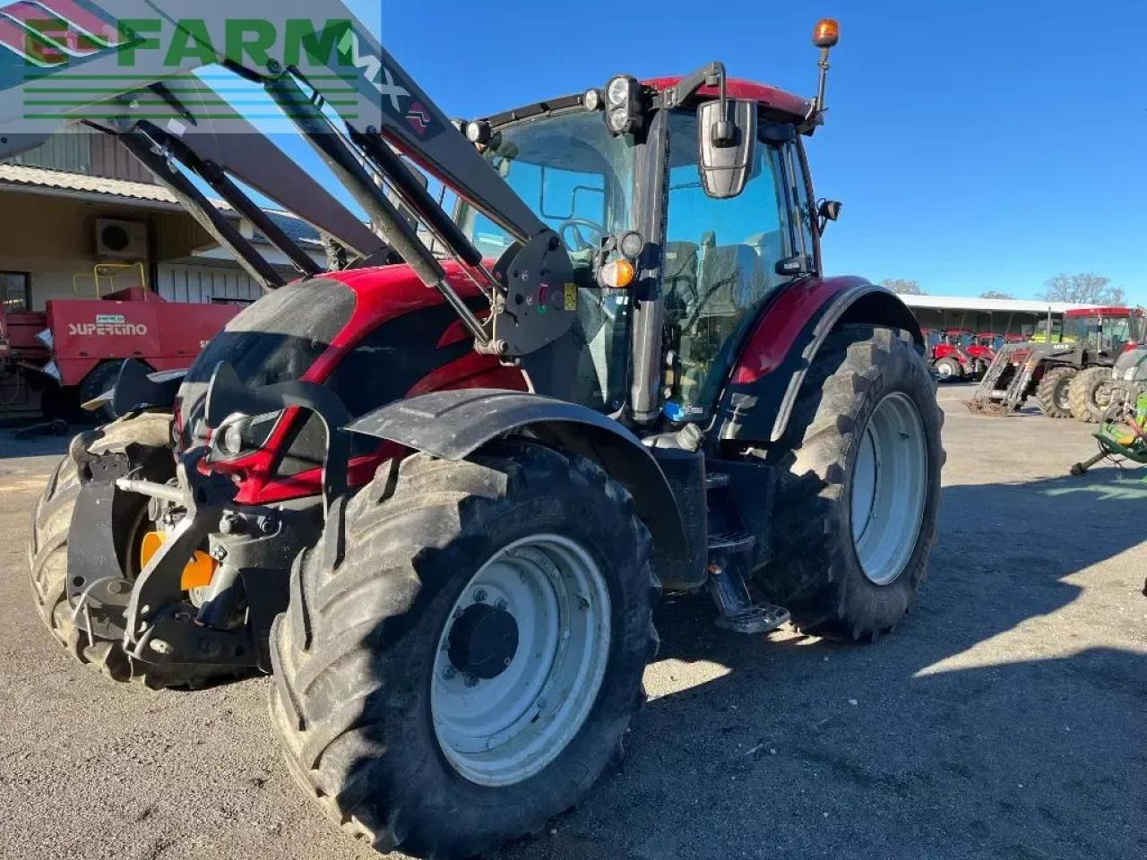 Valtra n 134 d smarttouch - Τρακτέρ: φωτογραφία 1 Valtra n 134 d smarttouch - Τρακτέρ: φωτογραφία 1