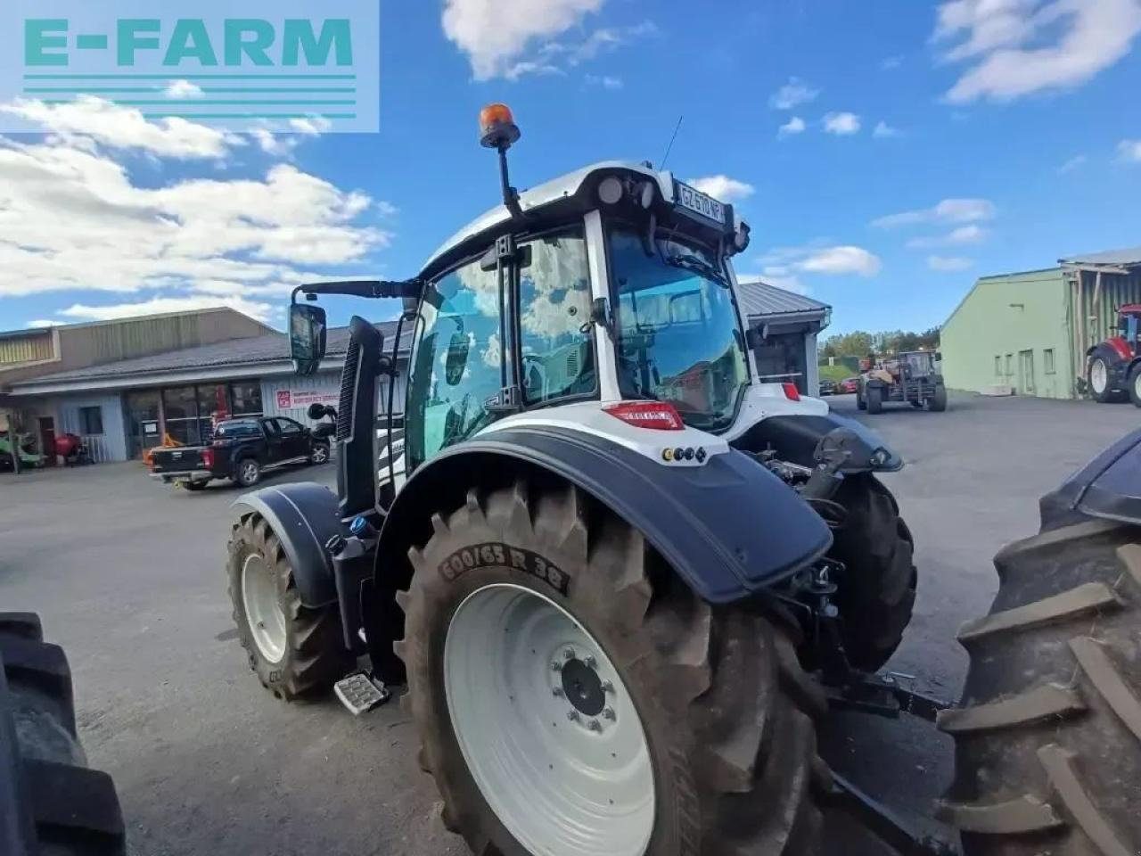 Valtra n135 active Active - Τρακτέρ: φωτογραφία 3 Valtra n135 active Active - Τρακτέρ: φωτογραφία 3