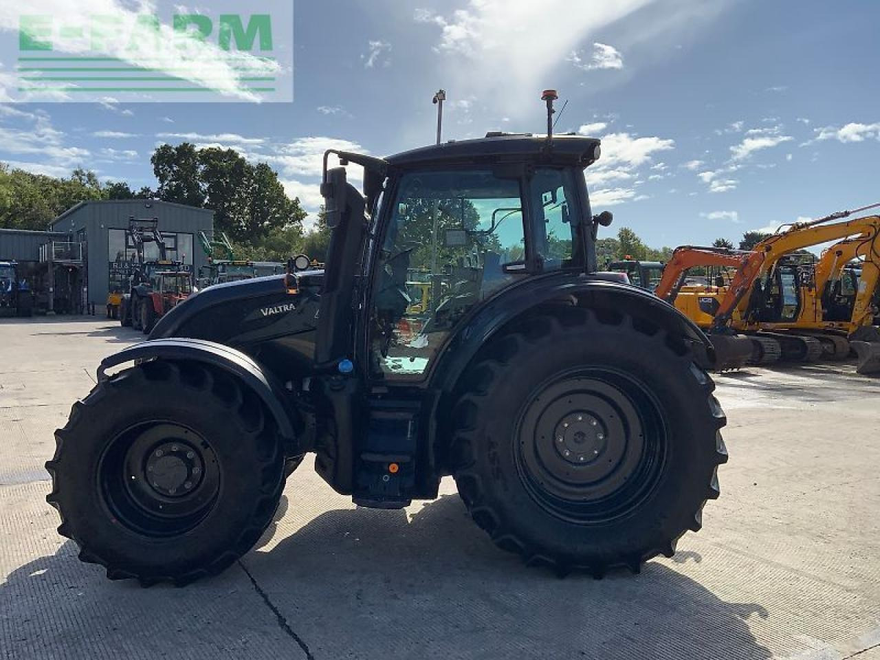 Valtra n175 active tractor (st24335) Active - Τρακτέρ: φωτογραφία 5 Valtra n175 active tractor (st24335) Active - Τρακτέρ: φωτογραφία 5