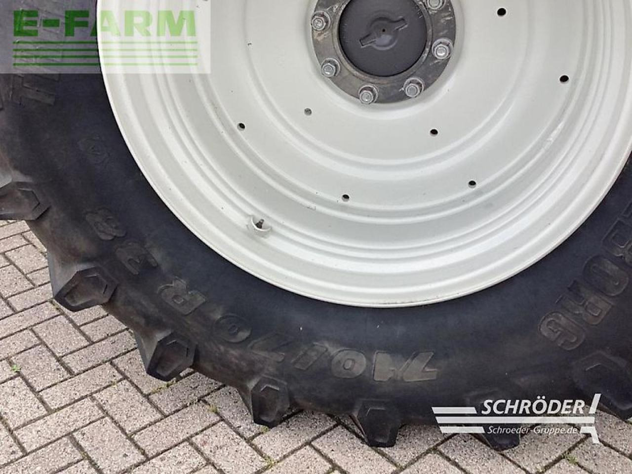 Valtra t 214 d smarttouch - Τρακτέρ: φωτογραφία 4 Valtra t 214 d smarttouch - Τρακτέρ: φωτογραφία 4