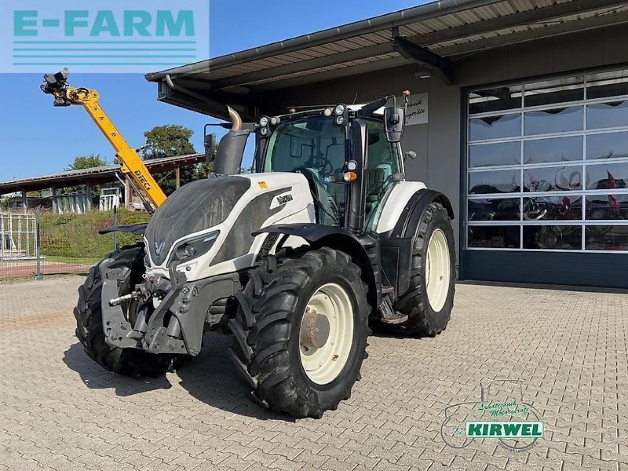 Valtra t 214 direct Direct - Τρακτέρ: φωτογραφία 2 Valtra t 214 direct Direct - Τρακτέρ: φωτογραφία 2