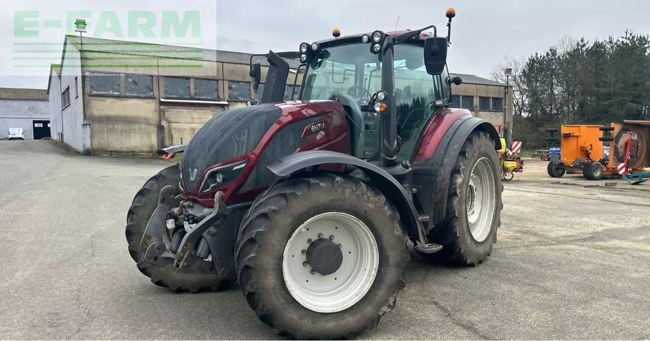 Valtra t 214 v smarttouch - Τρακτέρ: φωτογραφία 3 Valtra t 214 v smarttouch - Τρακτέρ: φωτογραφία 3