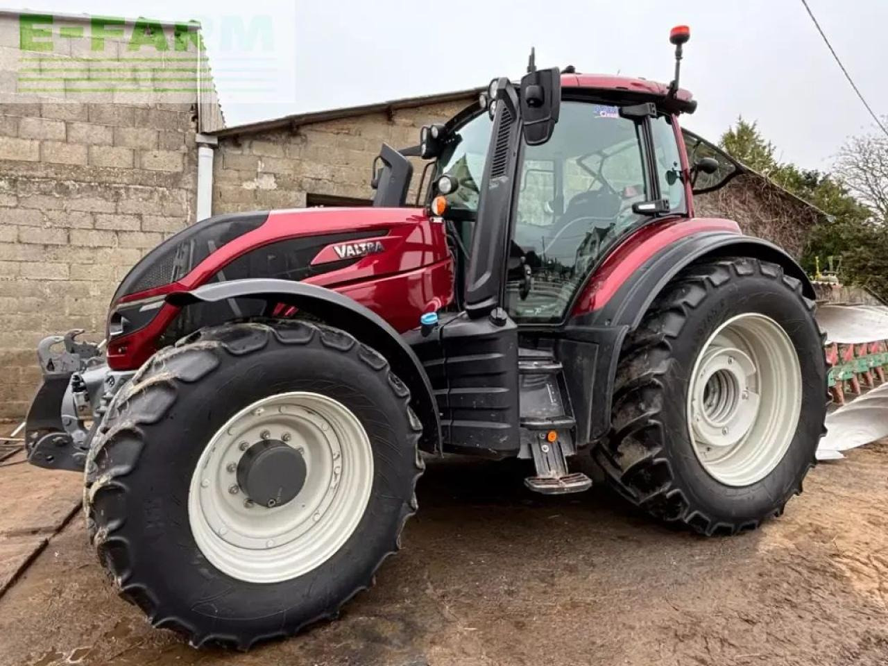 Valtra t174ea - Τρακτέρ: φωτογραφία 1 Valtra t174ea - Τρακτέρ: φωτογραφία 1
