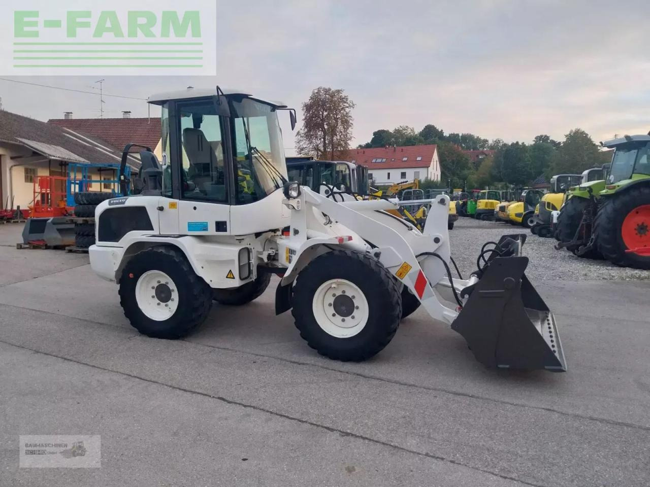 Volvo l 30g - Μίνι εκσκαφέας: φωτογραφία 3 Volvo l 30g - Μίνι εκσκαφέας: φωτογραφία 3