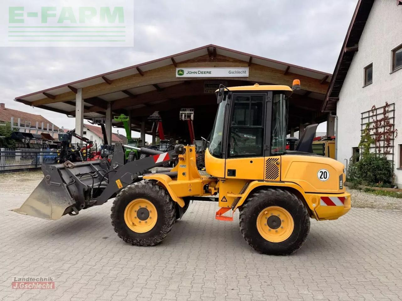 Volvo l30 g top - Μίνι εκσκαφέας: φωτογραφία 1 Volvo l30 g top - Μίνι εκσκαφέας: φωτογραφία 1